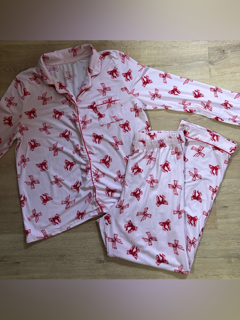 Tahari Pink Bow Print Pajama Set